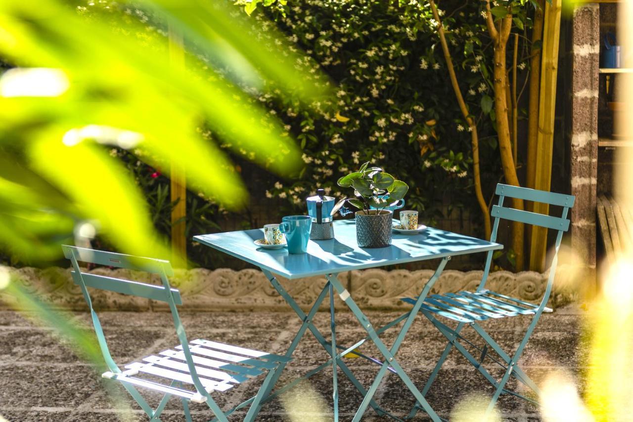 Apartment Hostly - The Urban Garden House - 3 Bedrooms, Garden, Great Location! *